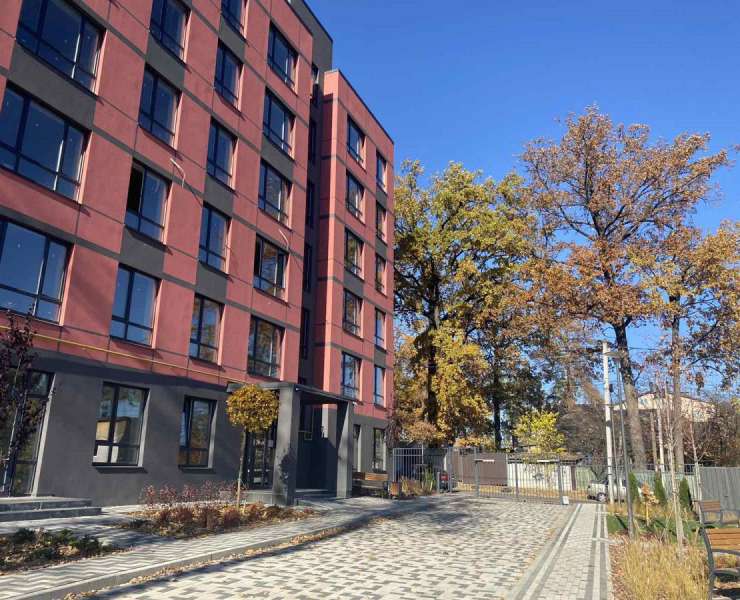 Продажа видовая однокомнатная квартира ЖК Новые Метры Club центр Ирпеня. Агентство недвижимости
